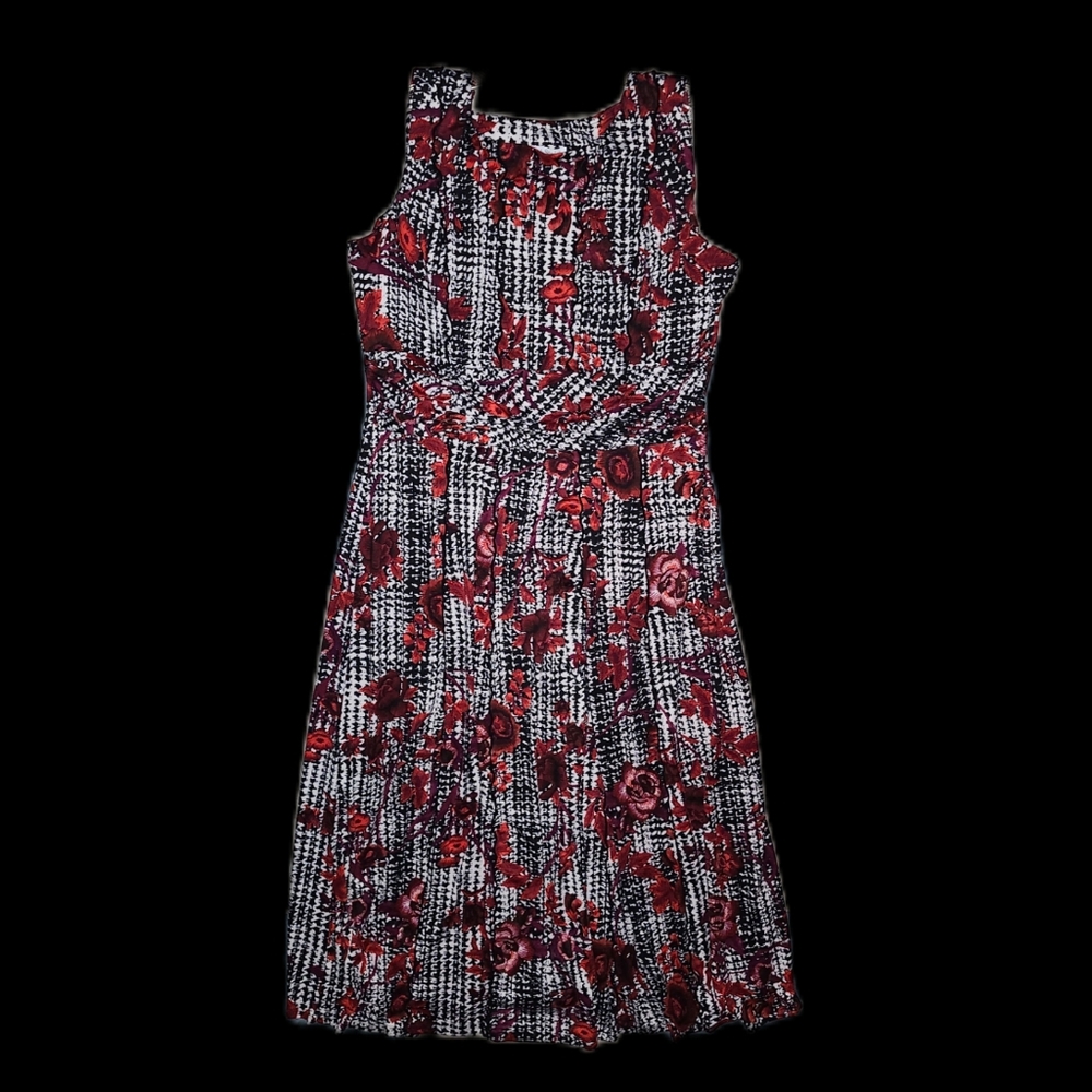 NorthStyle Plaid Red Roses Print Dress - Picture 3 of 4